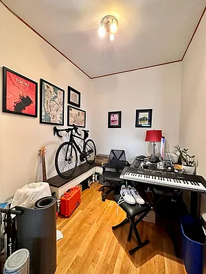 Rented by Zjama Realty Corp | media 4