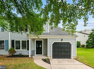 10 Woodmill Dr, Clementon, NJ 08021