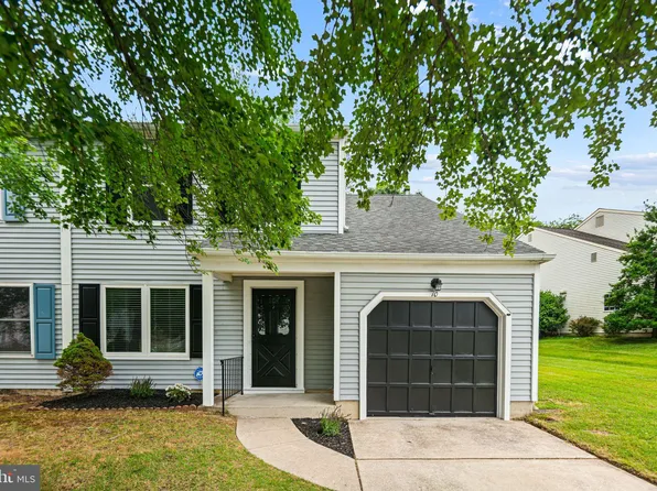 10 Woodmill Dr, Clementon, NJ 08021