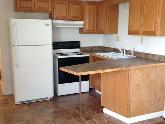 2nd image of 1385 Leisure Ln APT 82
