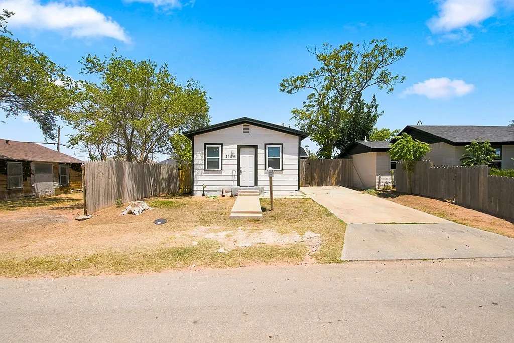 1 bed, 1.0 bath, 600 sqft, $950 — Photo 4