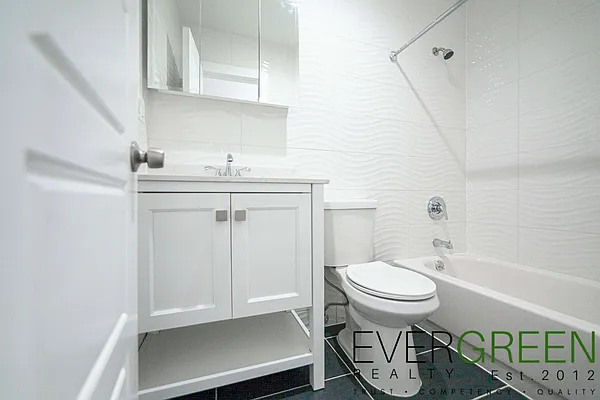 Rented by Commercial Capital Resources INC | media 13