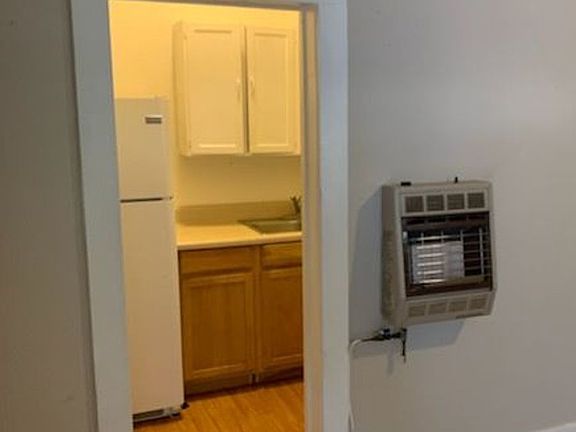 3rd image of 531 SE 2nd Pl #C7e3693dd