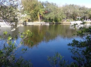 5732 River Bluff Dr, New Port Richey, FL 34652