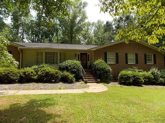 1st image of 616 Dogwood Trl
