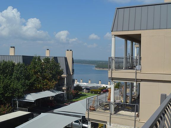 3rd image of 2918 Ranch Road 620 N APT 220