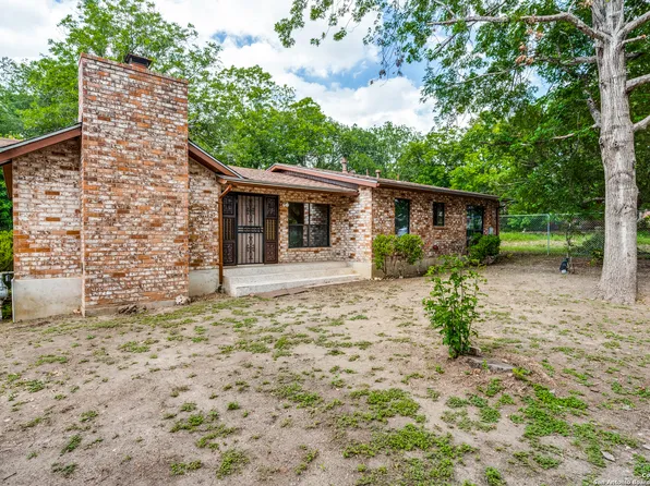 5203 GAVILAN DR, San Antonio, TX 78242