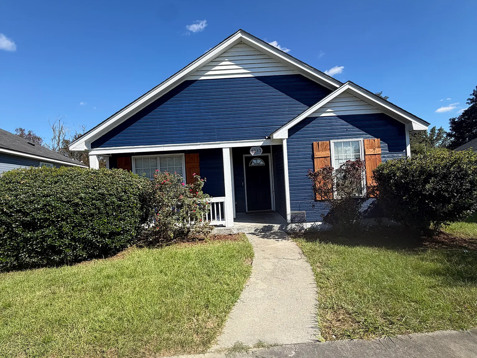 3 bed, 1133 sqft, $1,700 — Photo 2