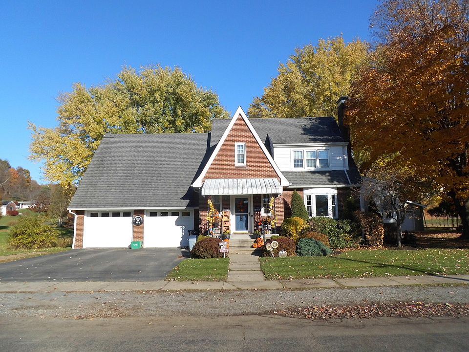 1st image of 1130 McCain St
