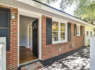 728 Windward Rd, Charleston, SC 29412