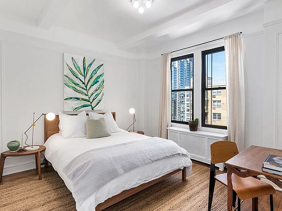 5th image of 41 W 96th St APT 11A