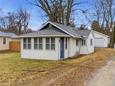 3161 Grant Rd, Rochester Hills, MI, 48309