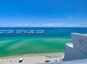 6899 Collins Ave