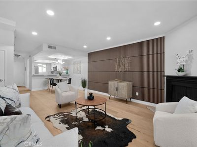 11119 Camarillo St APT 104, North Hollywood, CA, 91602