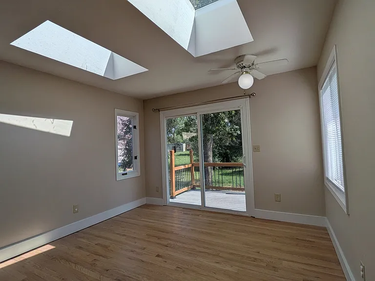 4050 Hollow Rd — Photo 9