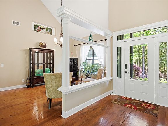 3rd image of 215 Inlet Pointe Dr