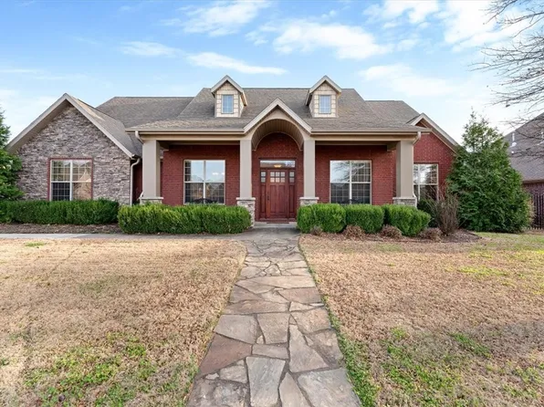 6500 W Coat Brg, Rogers, AR 72758