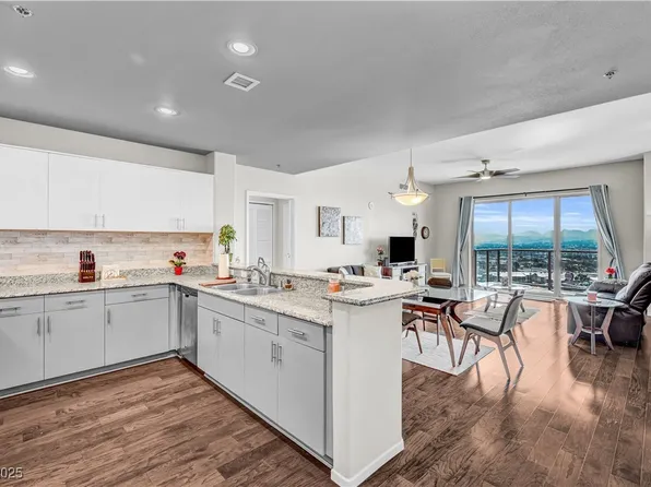 8255 Las Vegas Blvd S Unit 1715, Las Vegas, NV 89123