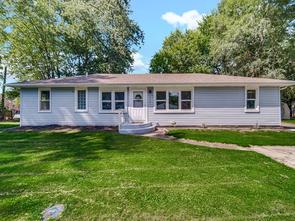 5076 Concord Ave, Portage, IN 46368
