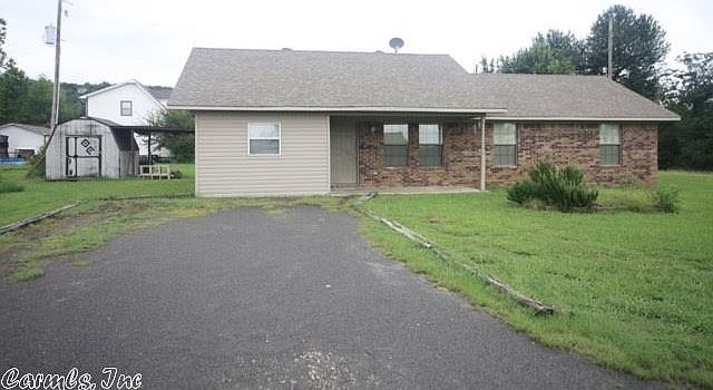 1st image of 2 Cherrywood Dr