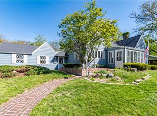 3950 E Park Ln, Decatur, IL 62521
