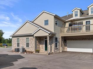 Meadowbrook, Pewaukee, WI 53072