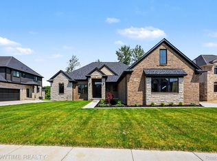 11695 Encore Dr, Utica, MI 48315