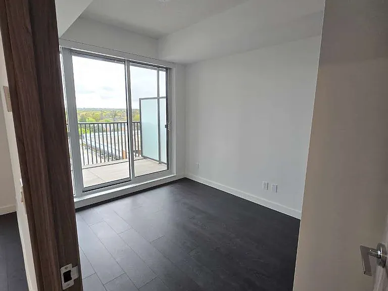 68 Esther Shiner Blvd #807 — Photo 12