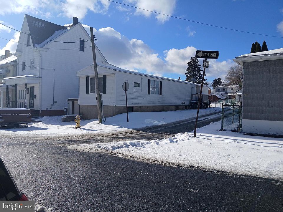 2nd image of 248 N Balliet St