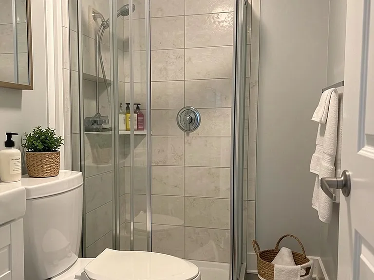 167 Aylmer Ave #4 — Photo 7