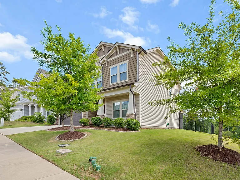 1004 Tarsnet Ln — Photo 4