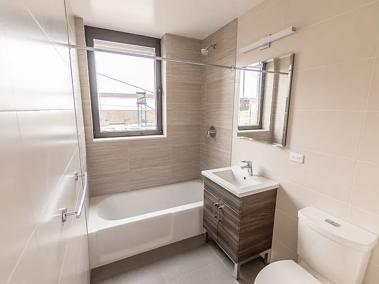 235 W 48th St #44C — Photo 10