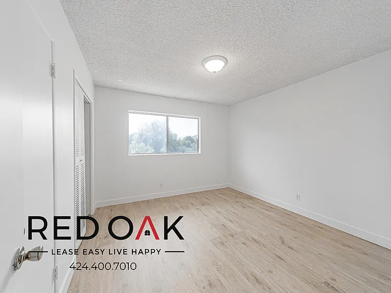 915 Mount Olive Dr #15 — Photo 6