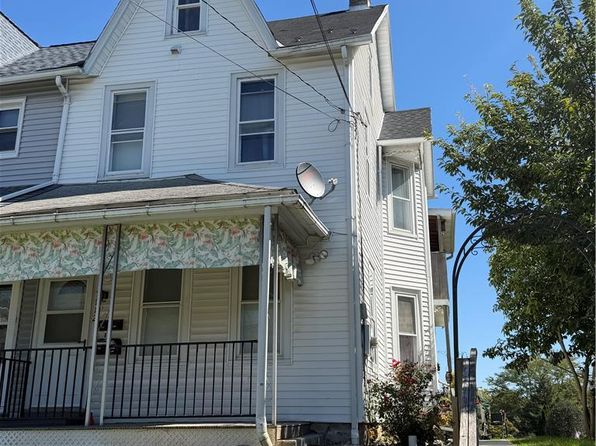 112 N Whitfield St Floor 2