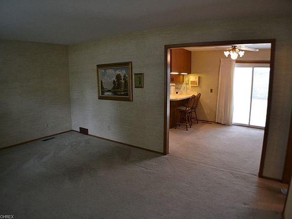 5th image of 8996 Westlawn Blvd