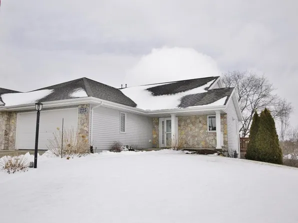 225 E Haven Dr, Watertown, WI 53094