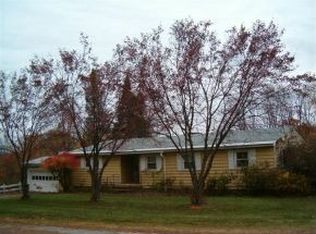 214 Pleasant St, Franklin, NH 03235