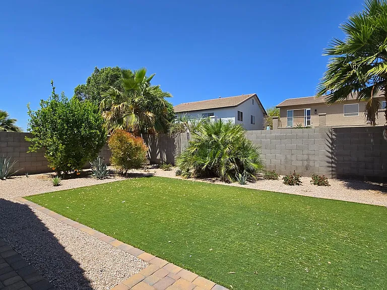14354 W Weldon Ave — Photo 24