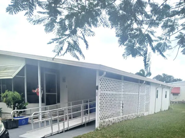 8775 20th St Lot 608, Vero Beach, FL 32966