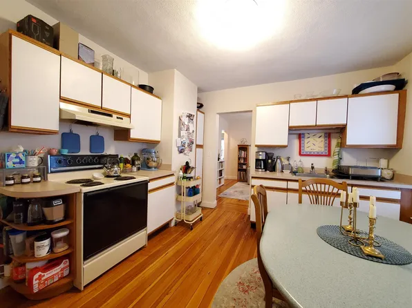 52 Simpson Ave, Somerville, MA