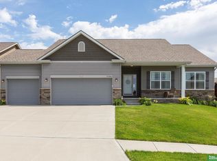 17190 Jackson Ave, Gretna, NE 68028