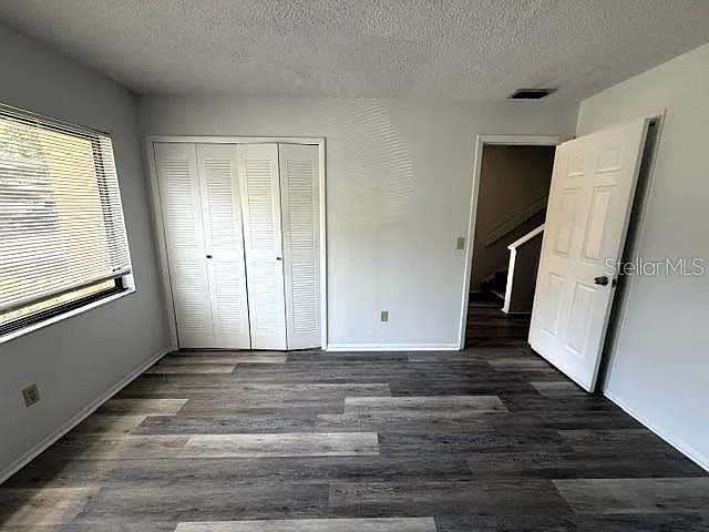 498 Club Dr — Photo 18
