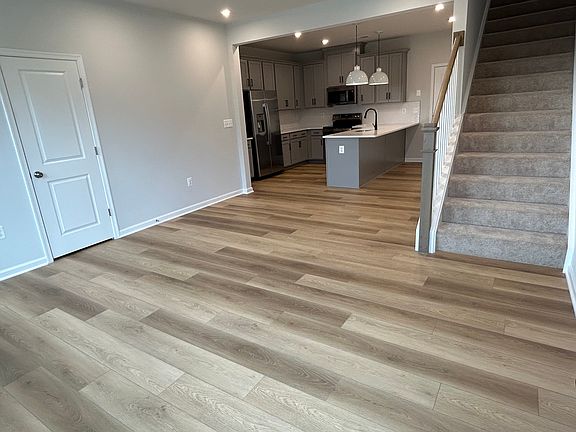 5th image of 9246 Magellan Pkwy Unit A
