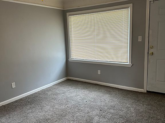 4th image of 11715 Stahelin Ave