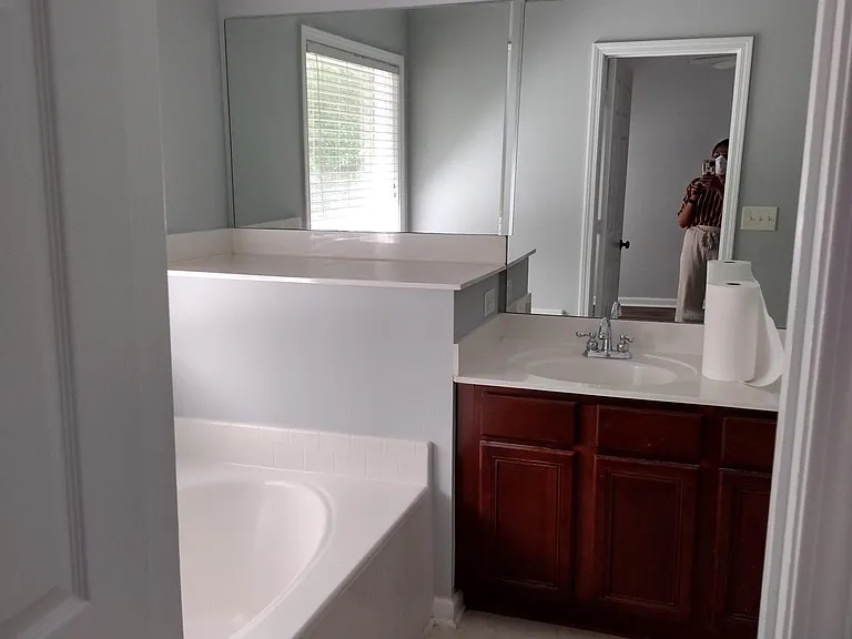 3322 Chastain Gardens Dr NW — Photo 2