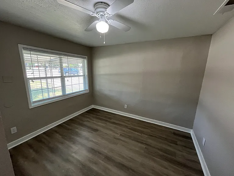 1316 N Prairie Creek Rd — Photo 17