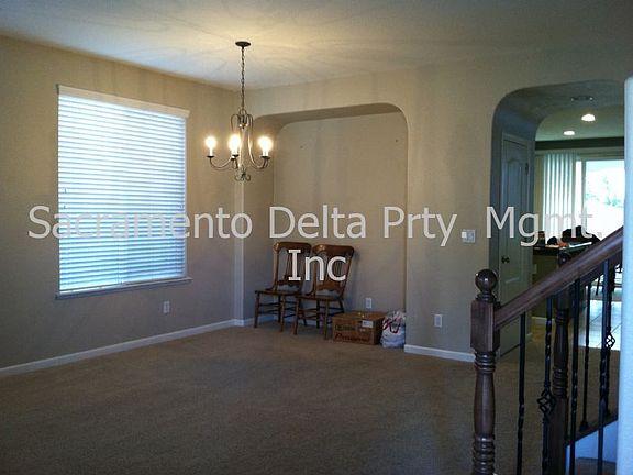 3rd image of 3469 Delta Queen Ave