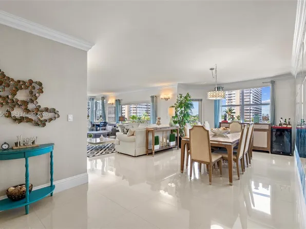 1950 S Ocean Dr APT 4E, Hallandale, FL 33009
