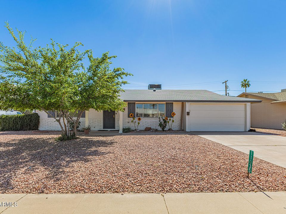1st image of 11035 W OAKMONT Drive