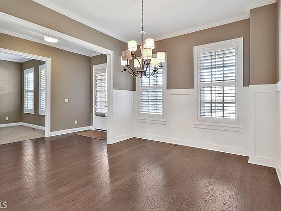 5th image of 440 Stonewyck Dr